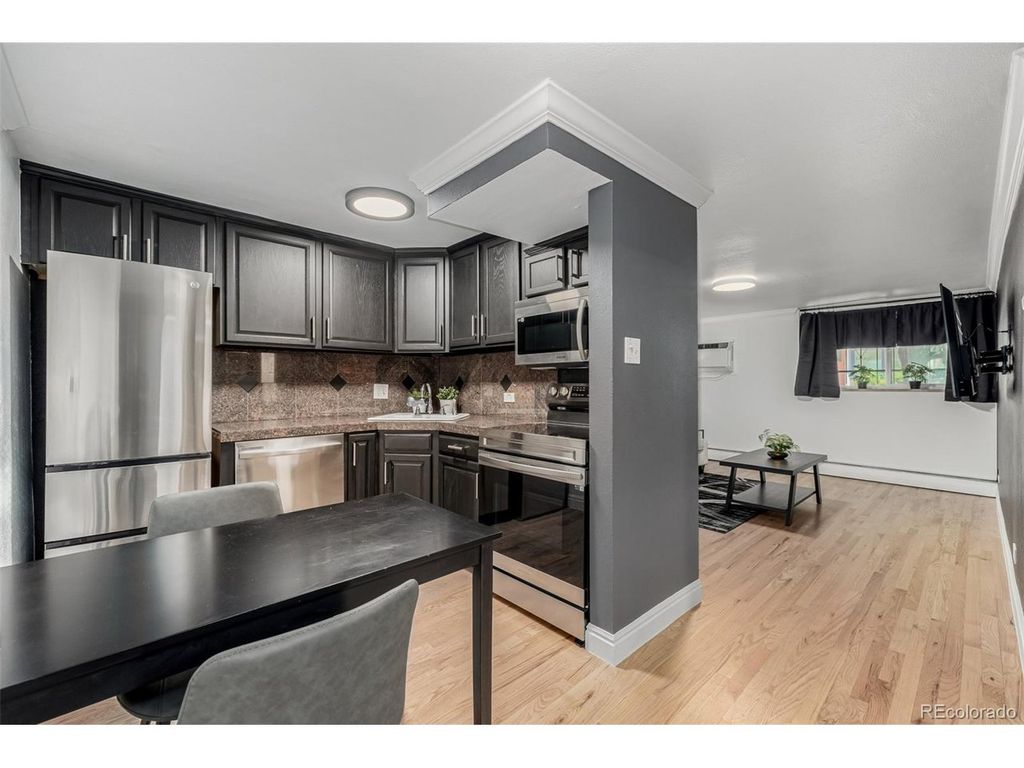 1390 N Emerson St 101, Denver, CO 80218