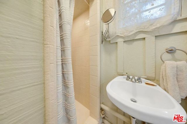 427 Country Club Drive, San Gabriel, CA 91775