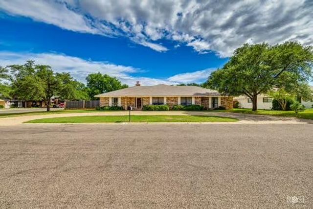 2701 Alta Vista Lane, San Angelo, TX 76904