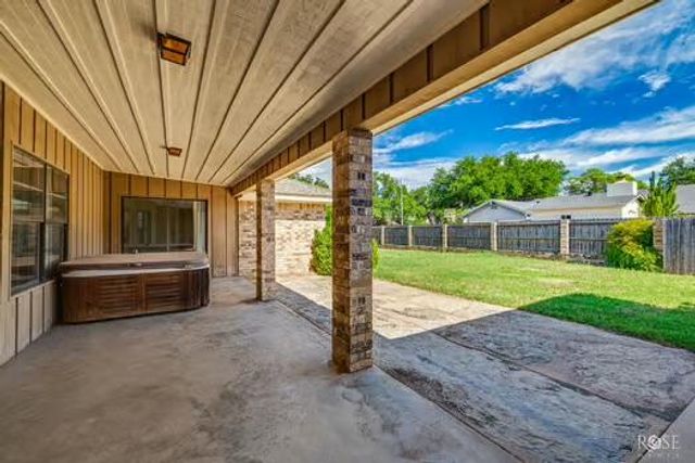 2701 Alta Vista Lane, San Angelo, TX 76904