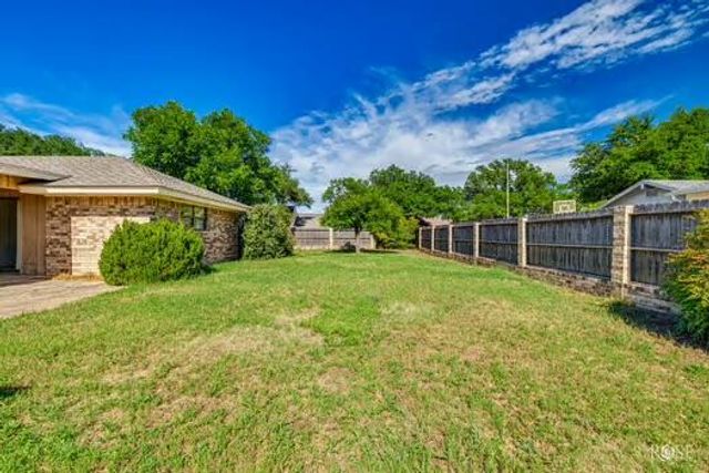 2701 Alta Vista Lane, San Angelo, TX 76904
