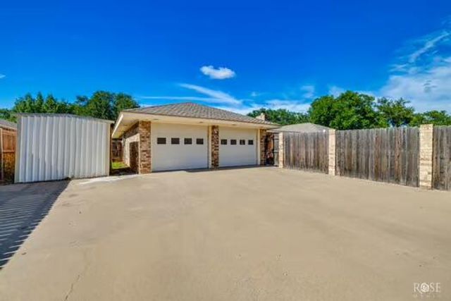 2701 Alta Vista Lane, San Angelo, TX 76904