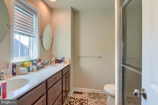 3100 EGRETON RD, Mechanicsburg, PA 17055