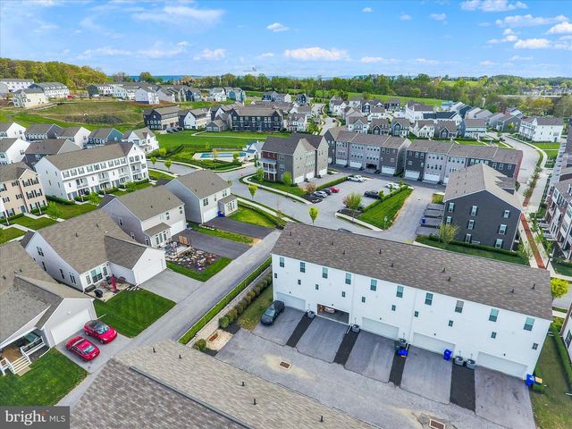 3100 EGRETON RD, Mechanicsburg, PA 17055