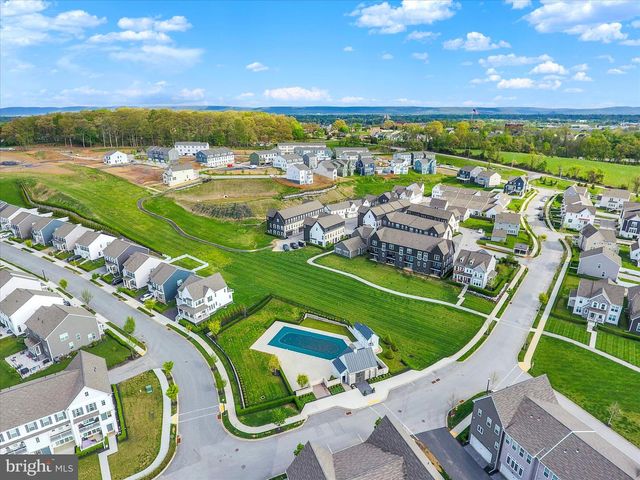 3100 EGRETON RD, Mechanicsburg, PA 17055