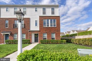 3100 EGRETON RD, Mechanicsburg, PA 17055