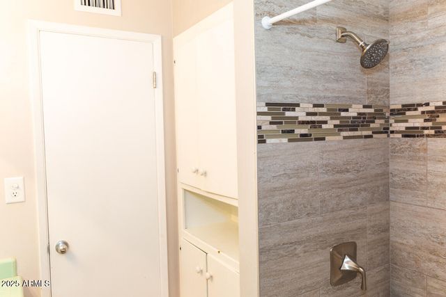 2601 N 68TH Place, Scottsdale, AZ 85257