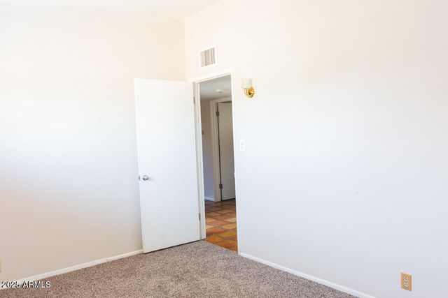 2601 N 68TH Place, Scottsdale, AZ 85257