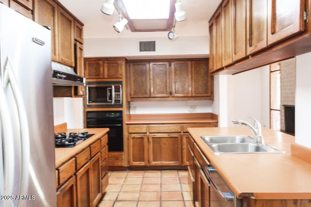 2601 N 68TH Place, Scottsdale, AZ 85257