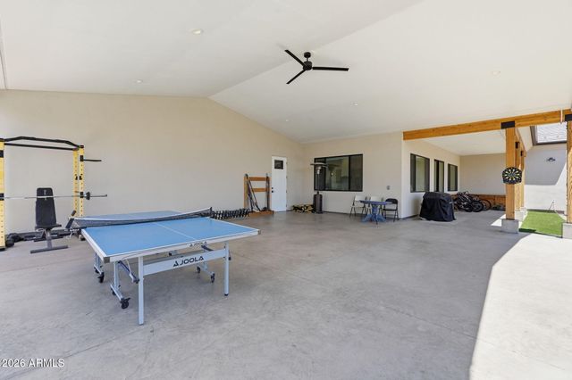 43131 N 20TH Street, New River, AZ 85087