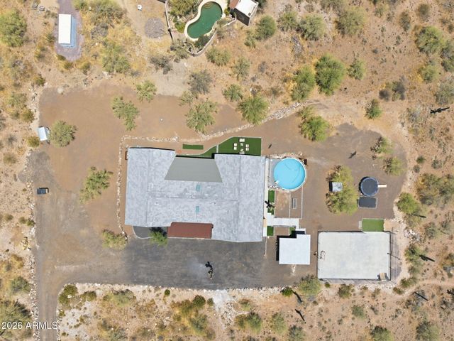 43131 N 20TH Street, New River, AZ 85087