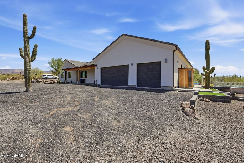 43131 N 20TH Street, New River, AZ 85087 — photo 3