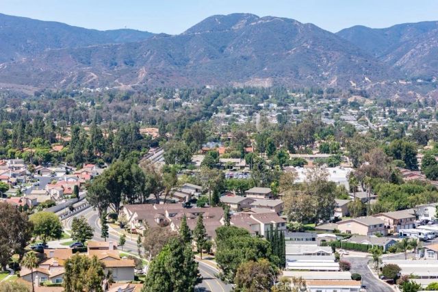 1053 Border Avenue, Corona, CA 92882