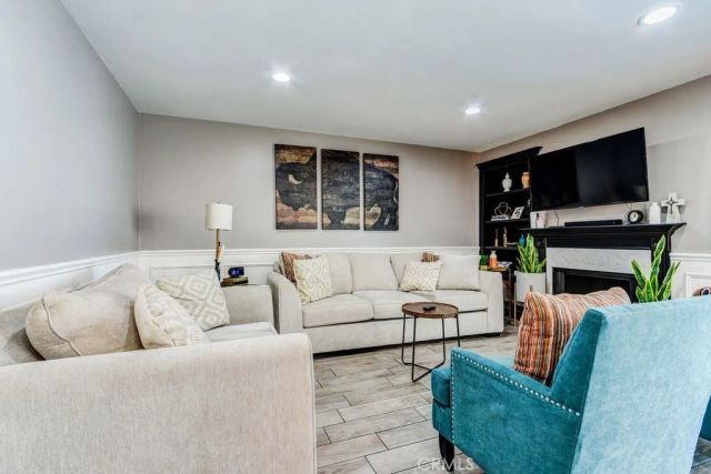 1053 Border Avenue, Corona, CA 92882