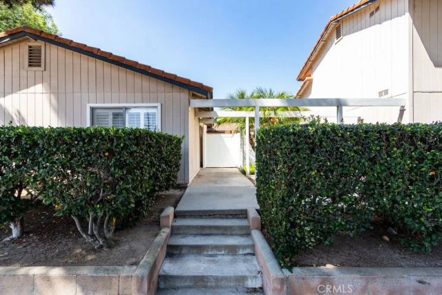 1053 Border Avenue, Corona, CA 92882