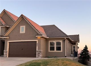 821 NE Lone Hill Drive, Lee's Summit, MO 64064