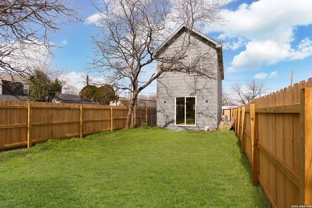 205 Toledo, San Antonio, TX 78203