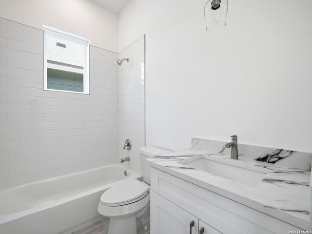 205 Toledo, San Antonio, TX 78203