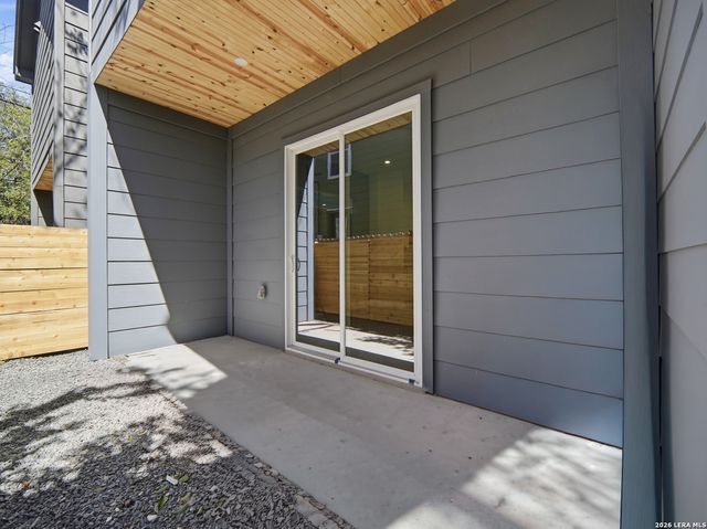 205 Toledo, San Antonio, TX 78203