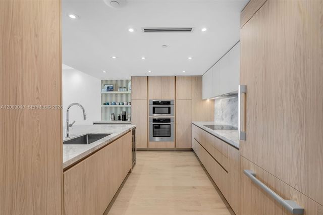 151 Crandon Blvd 1002, Key Biscayne, FL 33149