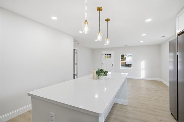 408 S Oak Street, Seneca, SC 29678