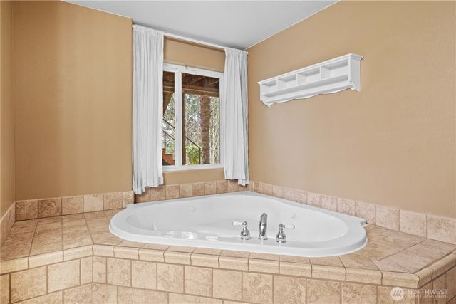 2028 NW Misty Ridge Lane, Silverdale, WA 98383