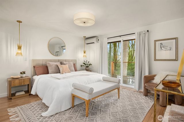 1585 NE Park View Drive, Bainbridge Island, WA 98110