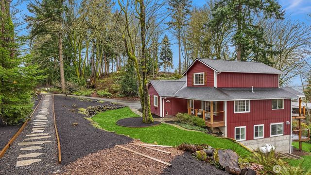 1585 NE Park View Drive, Bainbridge Island, WA 98110