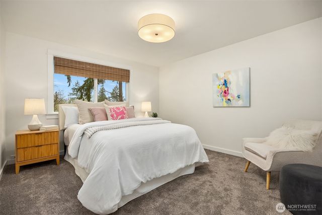 1585 NE Park View Drive, Bainbridge Island, WA 98110