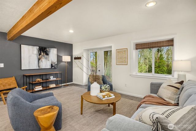 1585 NE Park View Drive, Bainbridge Island, WA 98110