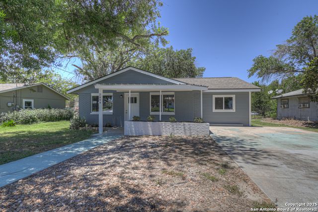 2894 Katy, New Braunfels, TX 78130