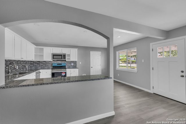 2894 Katy, New Braunfels, TX 78130