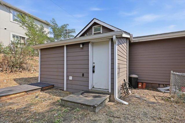 2929 E Jackson Ave, Spokane, WA 99207