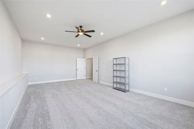 72 Clear Lake Parkway, Hoschton, GA 30548