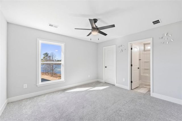 72 Clear Lake Parkway, Hoschton, GA 30548