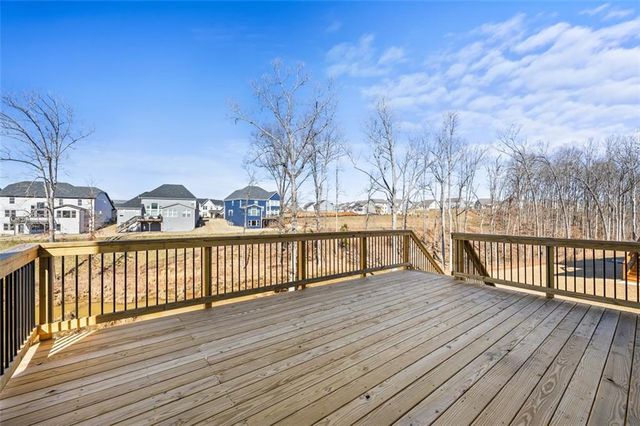 72 Clear Lake Parkway, Hoschton, GA 30548