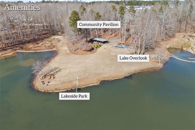 72 Clear Lake Parkway, Hoschton, GA 30548