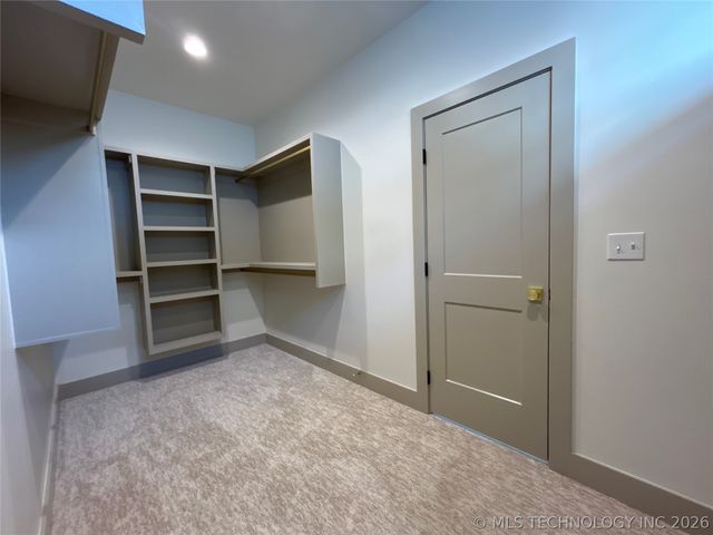 16607 E 41st Place S, Tulsa, OK 74134
