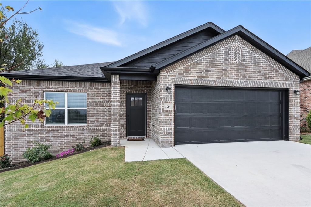 4545 Gibson Street, Springdale, AR 72762