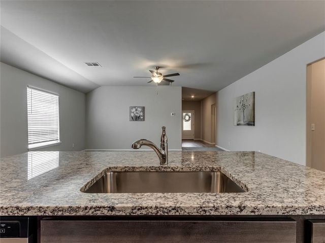 1717 Amaranth Lane, El Reno, OK 73036
