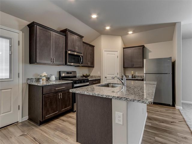 1717 Amaranth Lane, El Reno, OK 73036