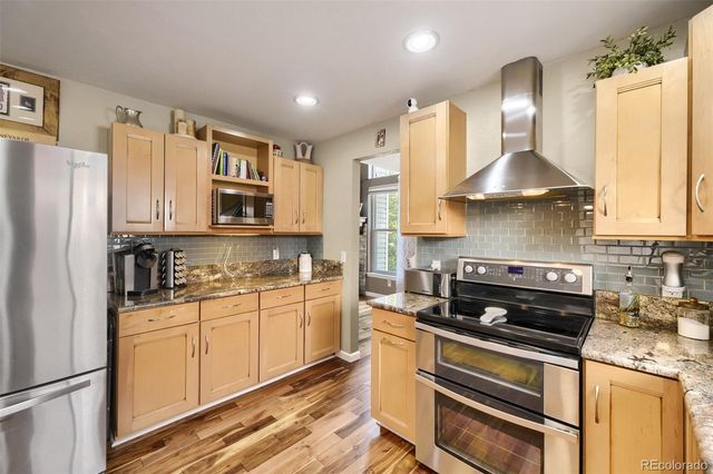 7579 S Monaco Way, Englewood, CO 80112