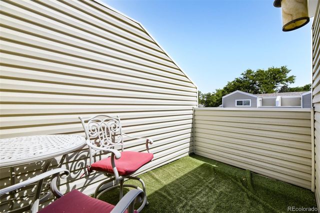 7579 S Monaco Way, Englewood, CO 80112