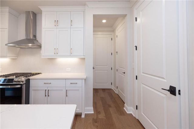 147 Wards Crossing Way 11, Johns Creek, GA 30022