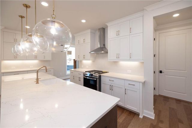 147 Wards Crossing Way 11, Johns Creek, GA 30022