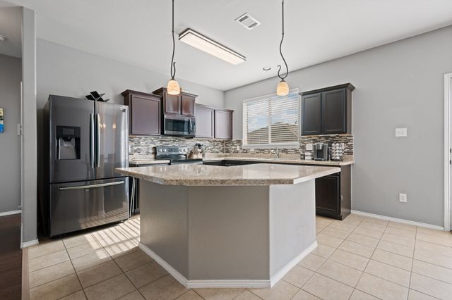 204 Rock Meadow Drive, Crowley, TX 76036