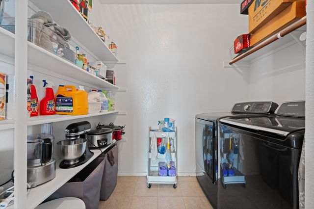 204 Rock Meadow Drive, Crowley, TX 76036