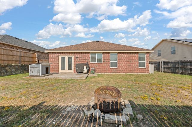 204 Rock Meadow Drive, Crowley, TX 76036