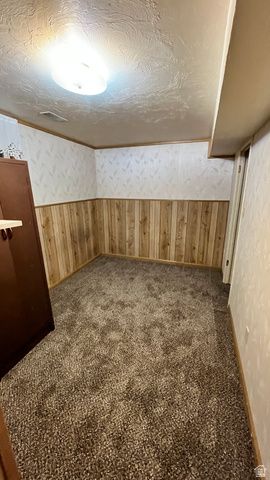 1284 E 2500 N, North Ogden, UT 84414