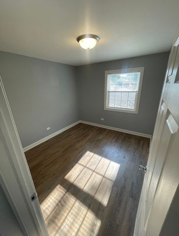 1202 Spur Court, Wheeling, IL 60090